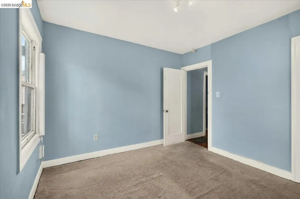 2333 81st Avenue Oakland CA 94605