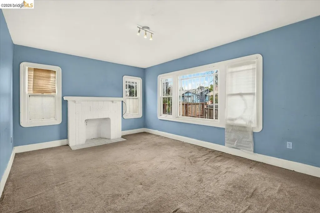 2333 81st Avenue Oakland CA 94605