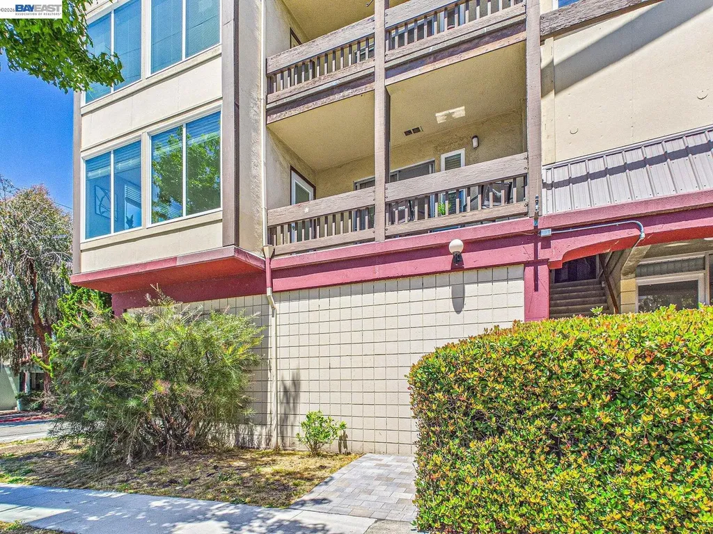 2201 Virginia Street Berkeley CA 94709