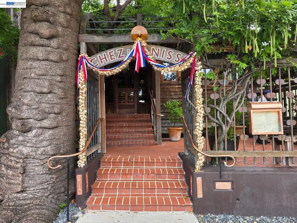 2201 Virginia Street Berkeley CA 94709