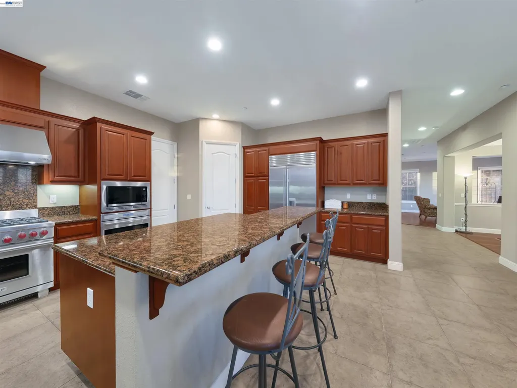 131 Arundel Drive Hayward CA 94542