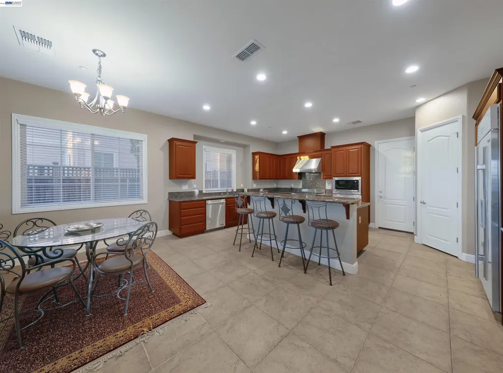 131 Arundel Drive Hayward CA 94542