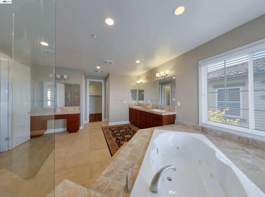 131 Arundel Drive Hayward CA 94542