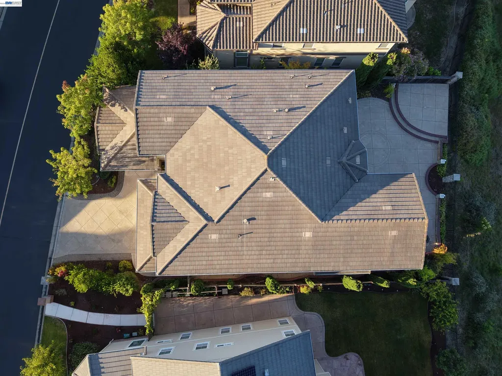 131 Arundel Drive Hayward CA 94542