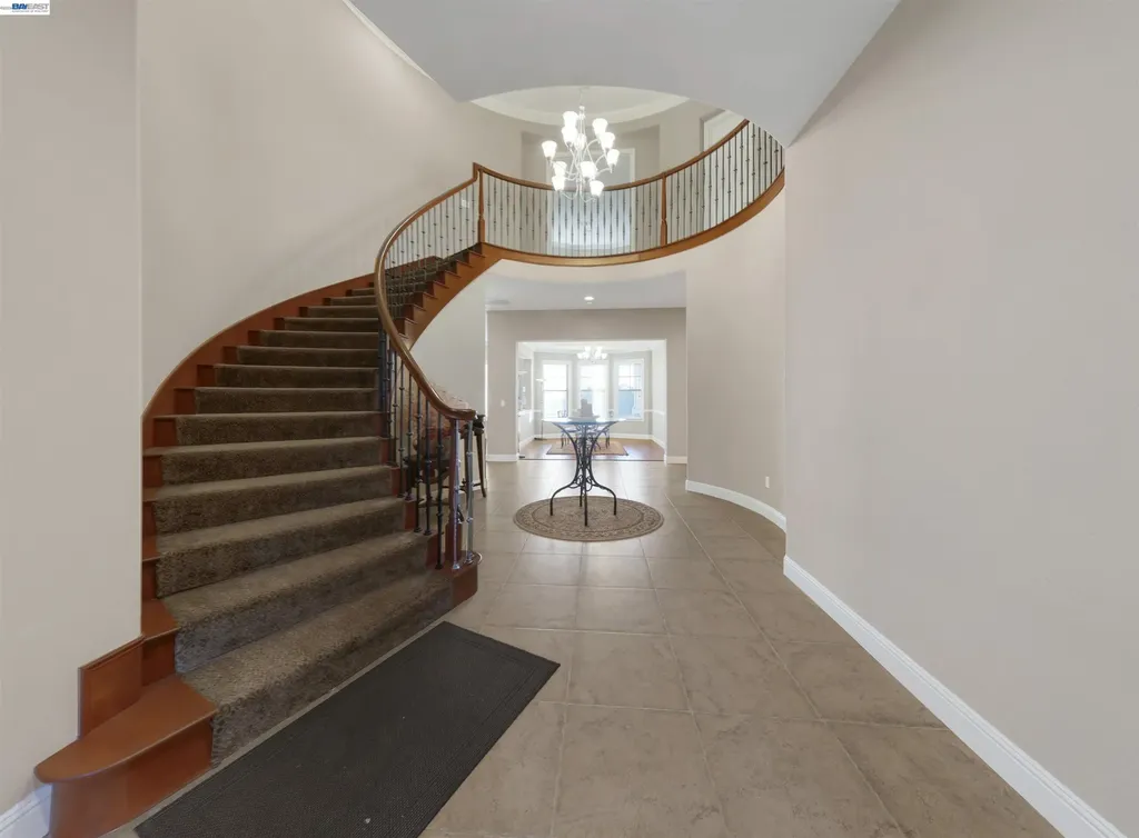 131 Arundel Drive Hayward CA 94542