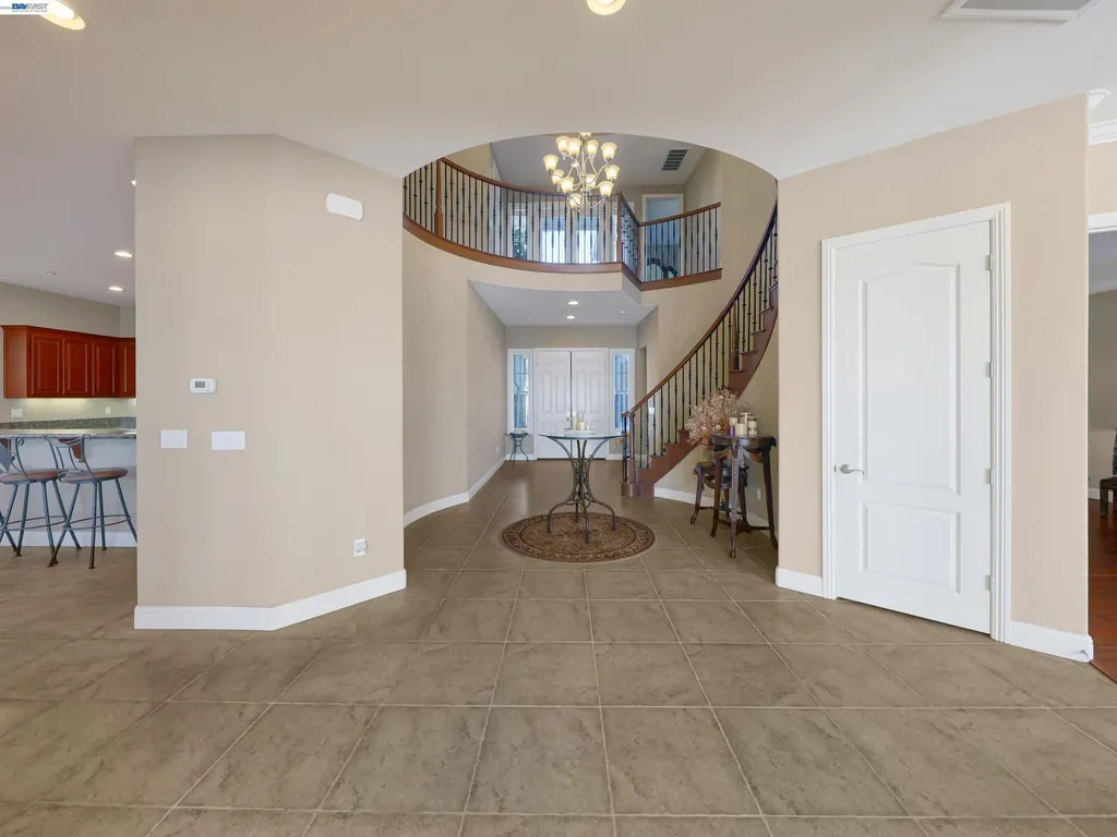 131 Arundel Drive Hayward CA 94542