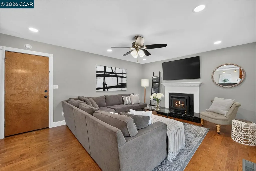1617 Greenridge Drive Pittsburg CA 94565