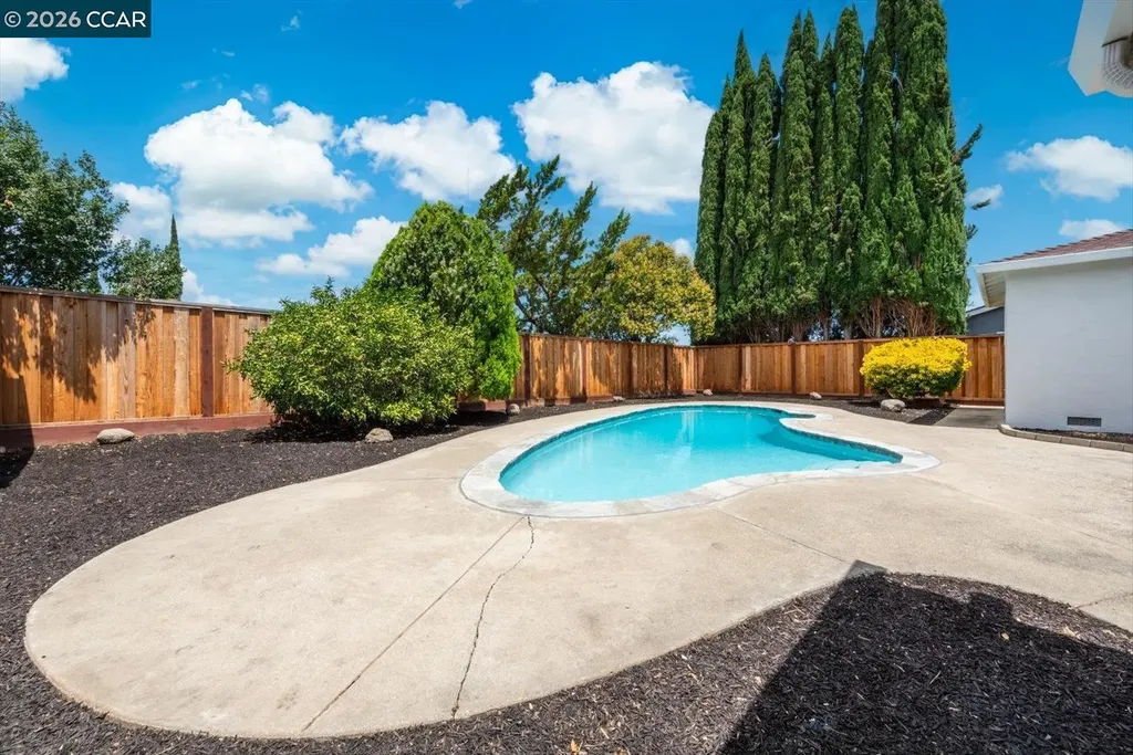 1617 Greenridge Drive Pittsburg CA 94565