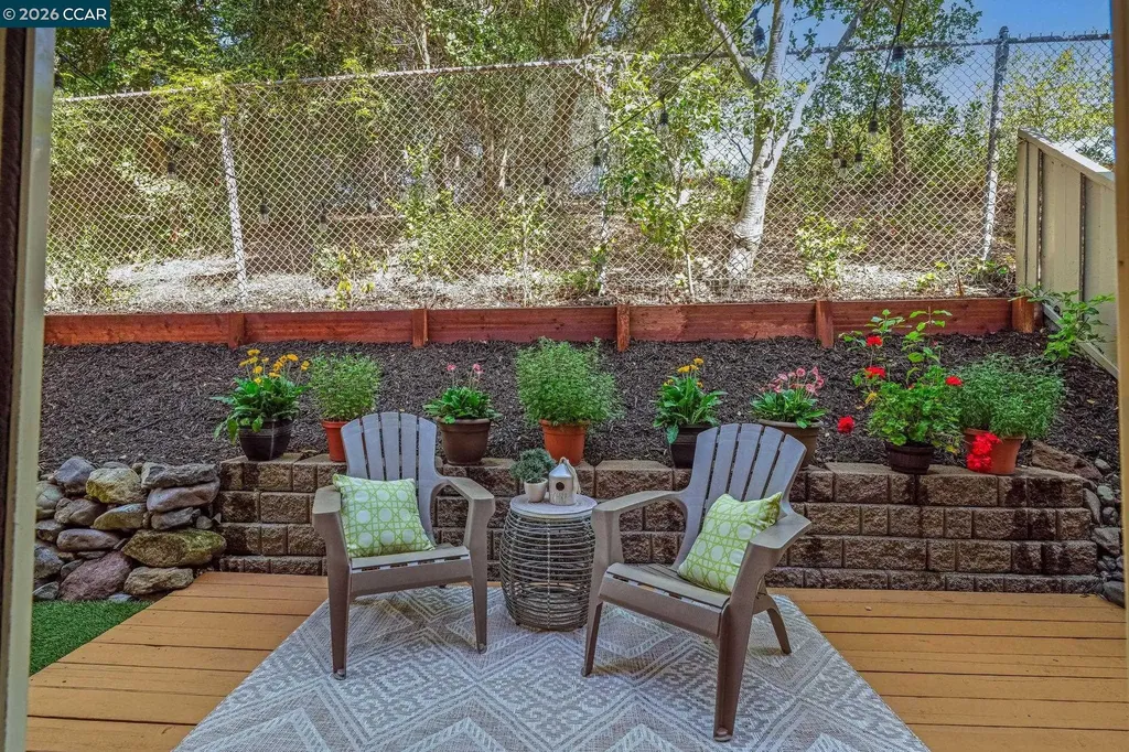 73 Brookwood Road Orinda CA 94563