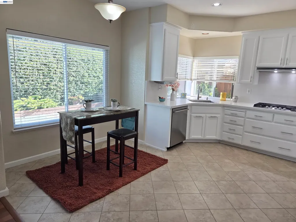 2850 Montair Way Union City CA 94587