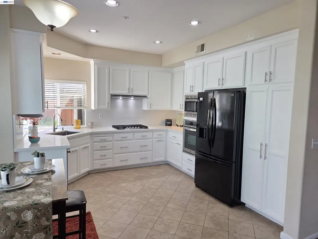 2850 Montair Way Union City CA 94587