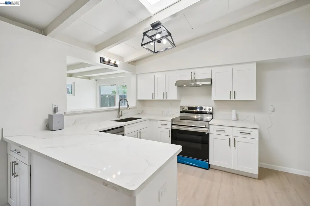 776 Poinciana Street Hayward CA 94545