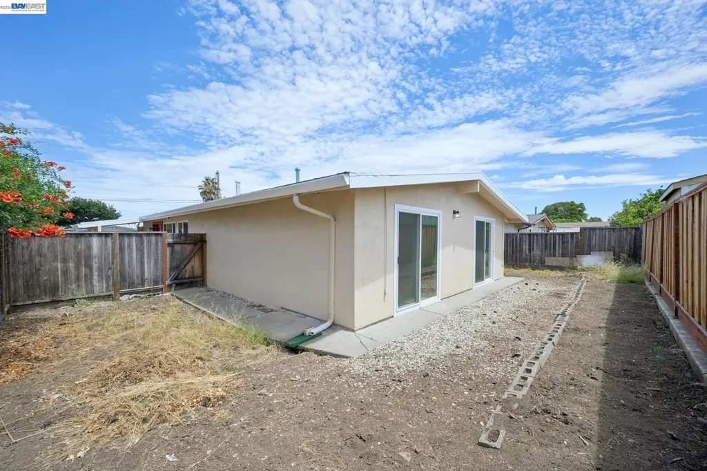 776 Poinciana Street Hayward CA 94545