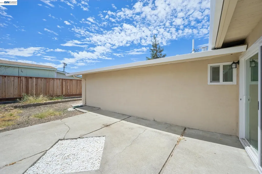 776 Poinciana Street Hayward CA 94545