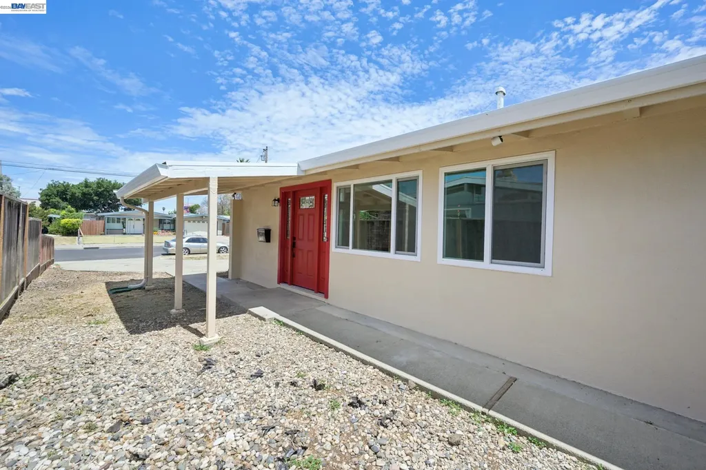 776 Poinciana Street Hayward CA 94545
