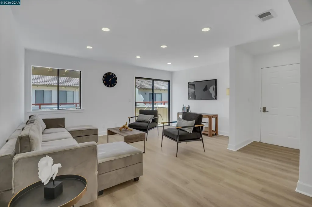 5030 Valley Crest Drive Concord CA 94521
