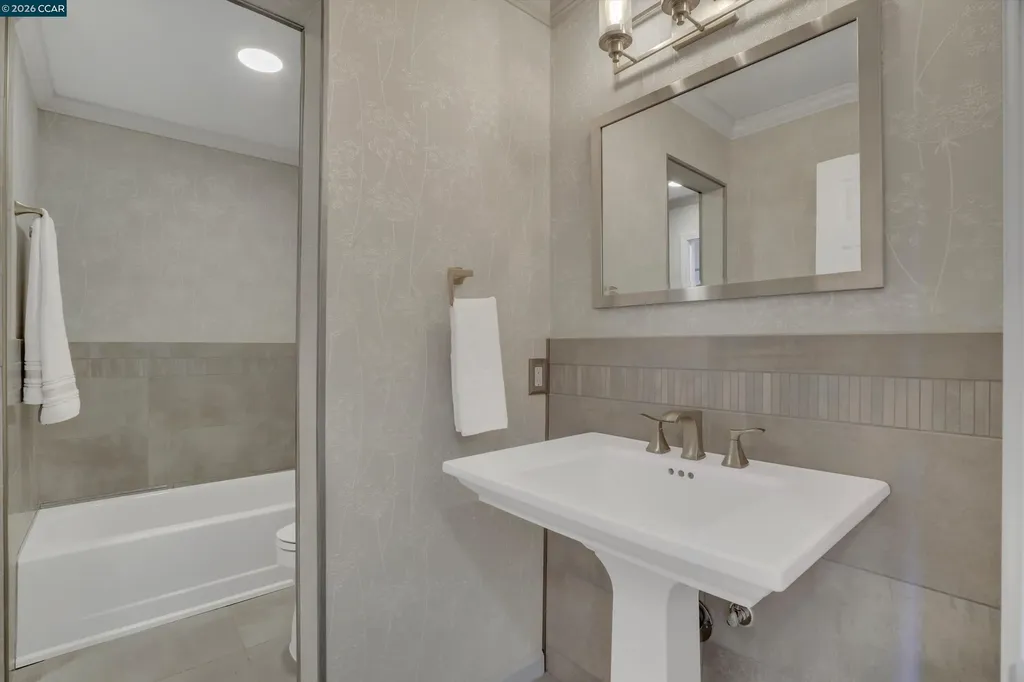 5030 Valley Crest Drive Concord CA 94521