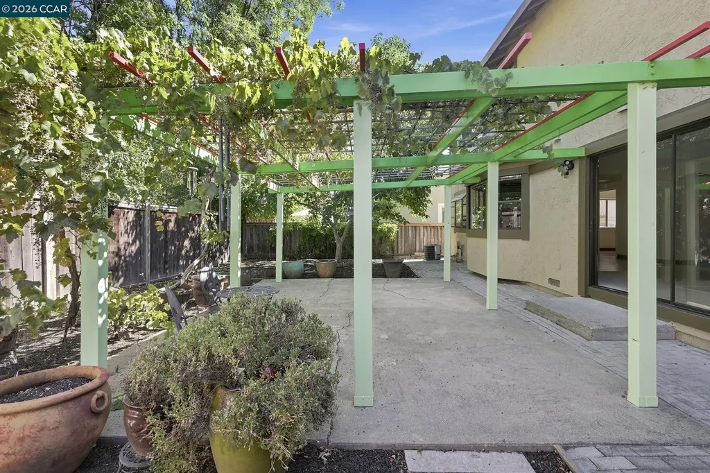 5017 Murchio Drive Concord CA 94521