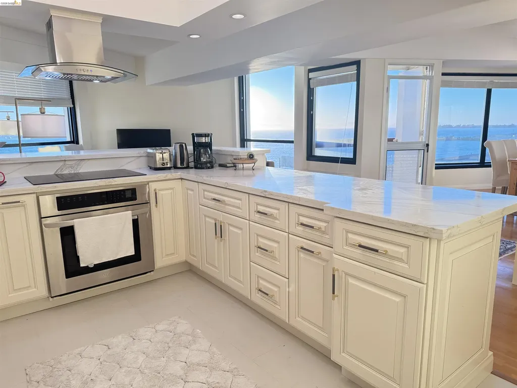 6363 Chritie Avenue Emeryville CA 94608