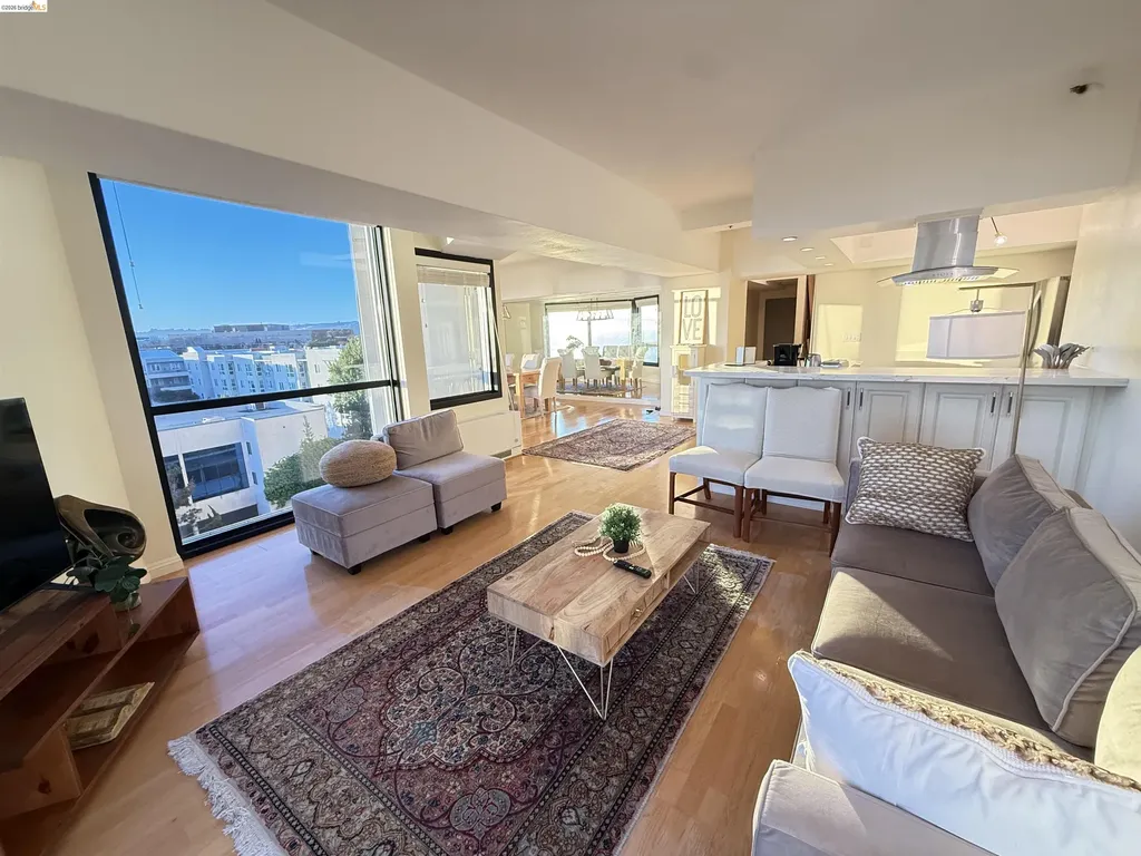 6363 Chritie Avenue Emeryville CA 94608