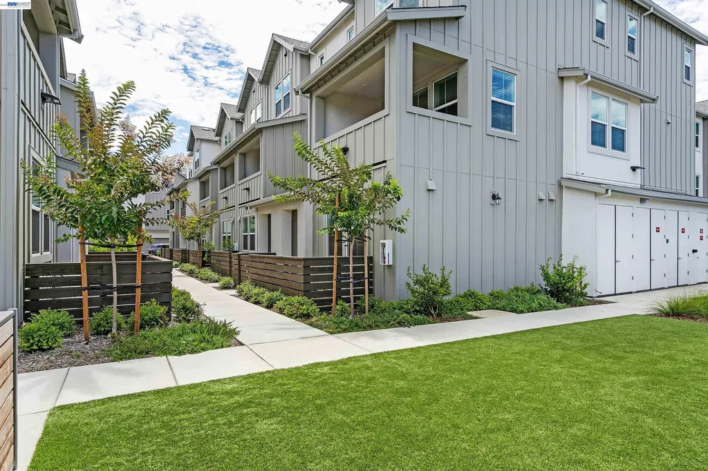 3765 Castro Valley Boulevard Castro Valley CA 94546