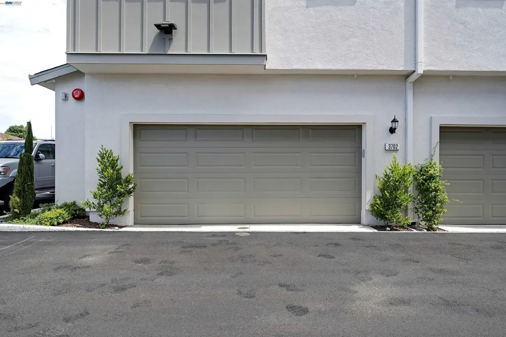 3765 Castro Valley Boulevard Castro Valley CA 94546