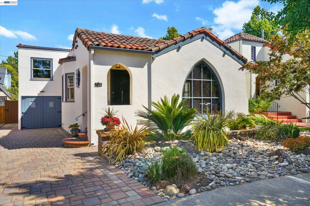 1820 Yale Drive Alameda CA 94501