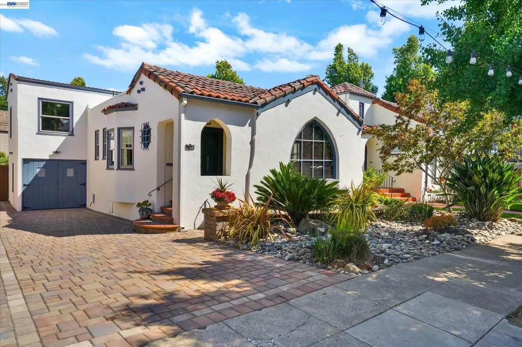 1820 Yale Drive Alameda CA 94501