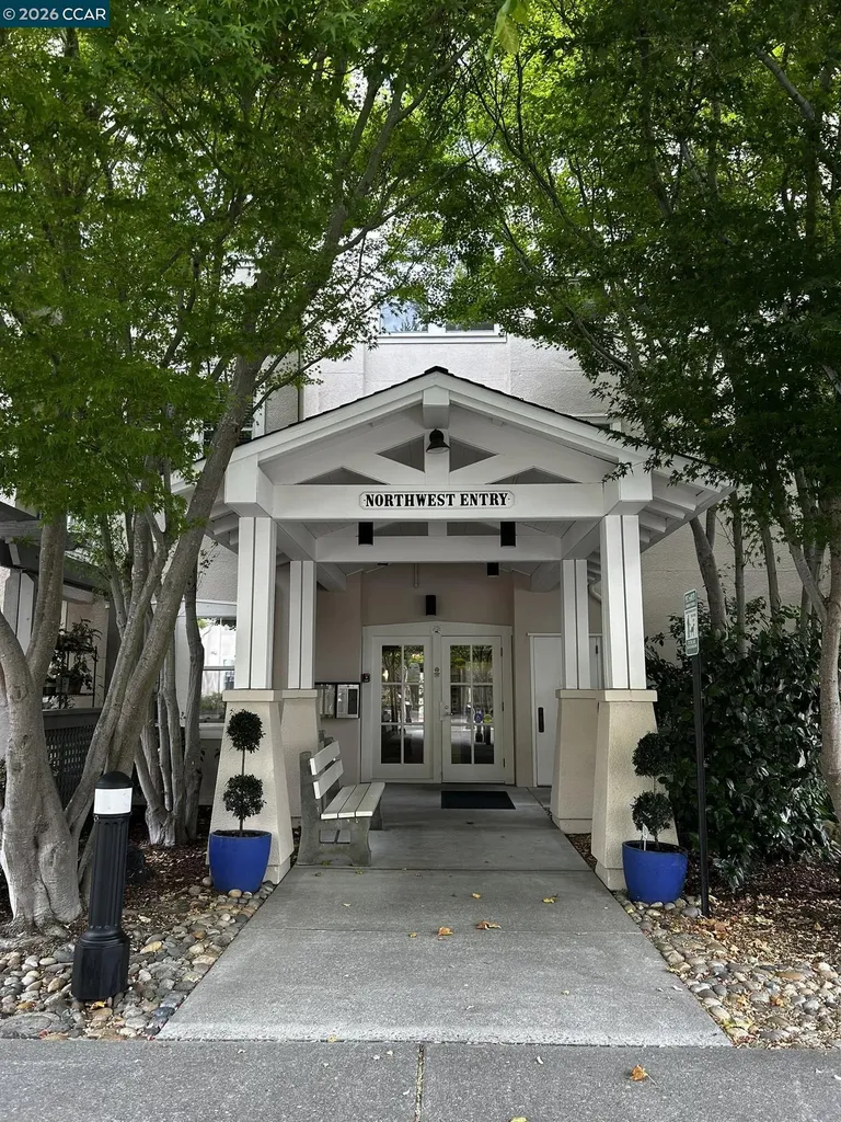 1840 Tice Creek Drive Walnut Creek CA 94595