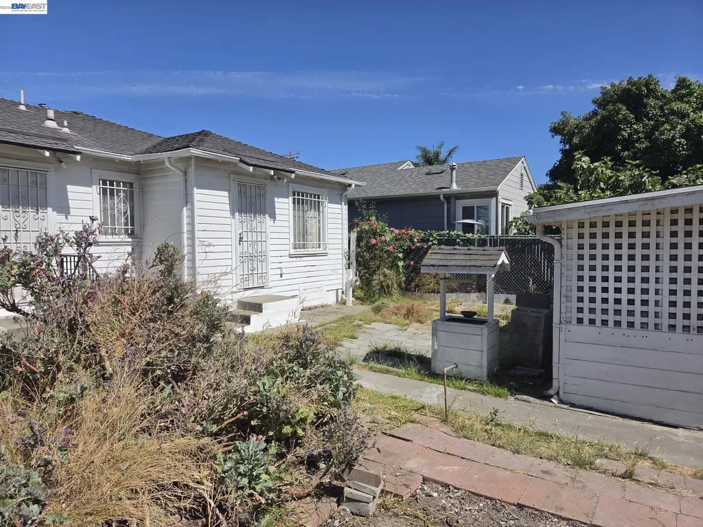 9601 D Street Oakland CA 94603