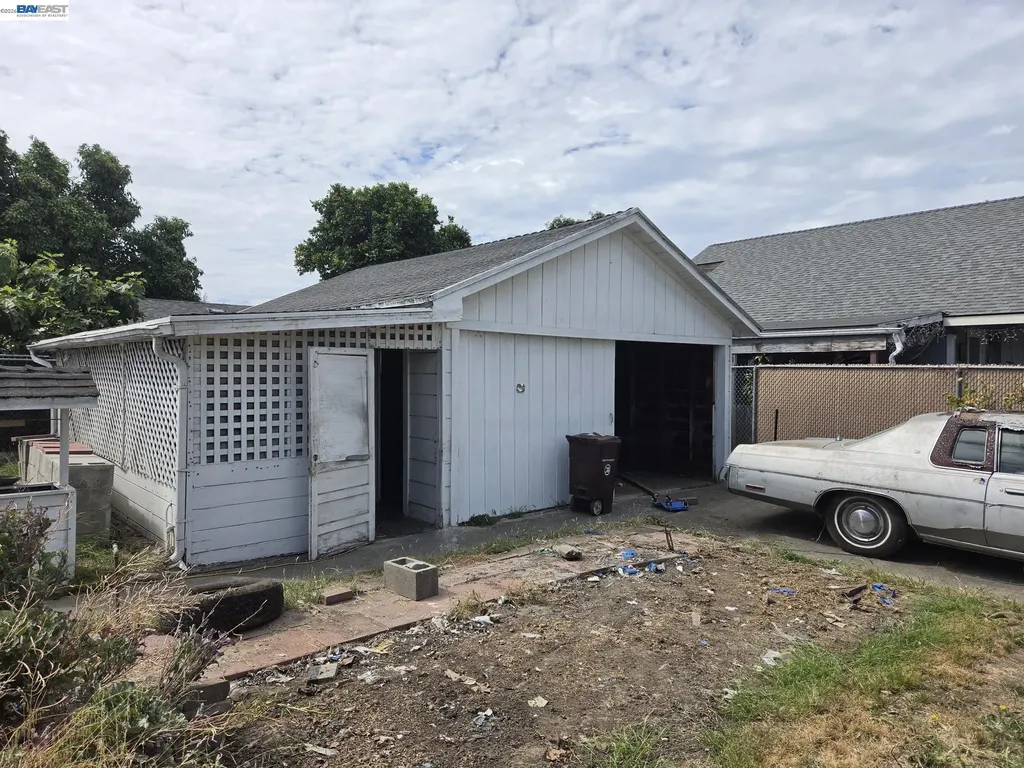 9601 D Street Oakland CA 94603