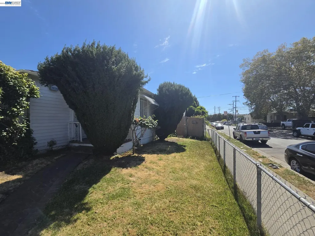 9601 D Street Oakland CA 94603