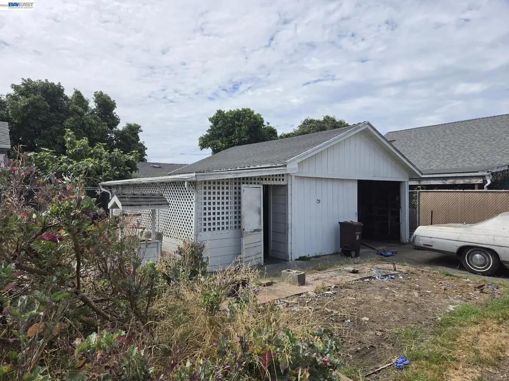 9601 D Street Oakland CA 94603