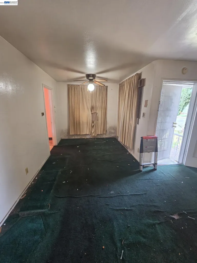 9601 D Street Oakland CA 94603