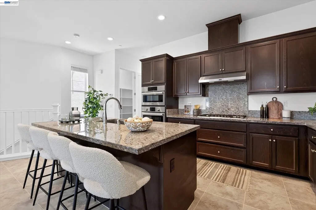 5856 Nugget Way Dublin CA 94568