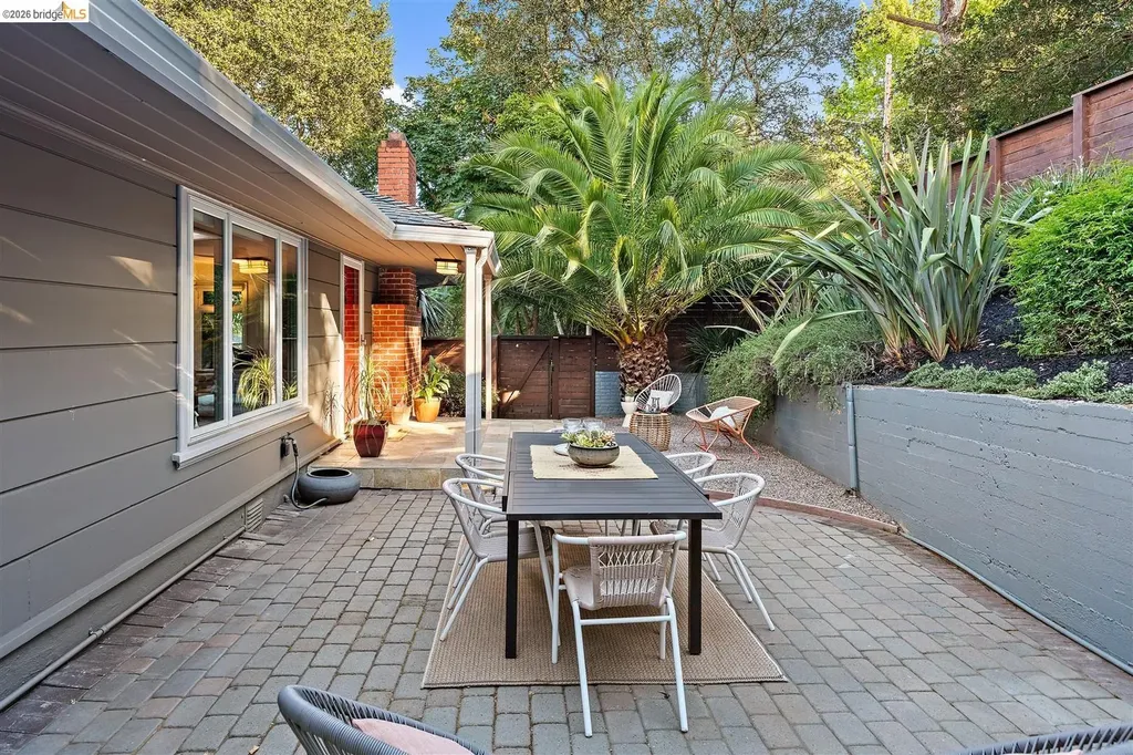 3321 Jordan Road Oakland CA 94602