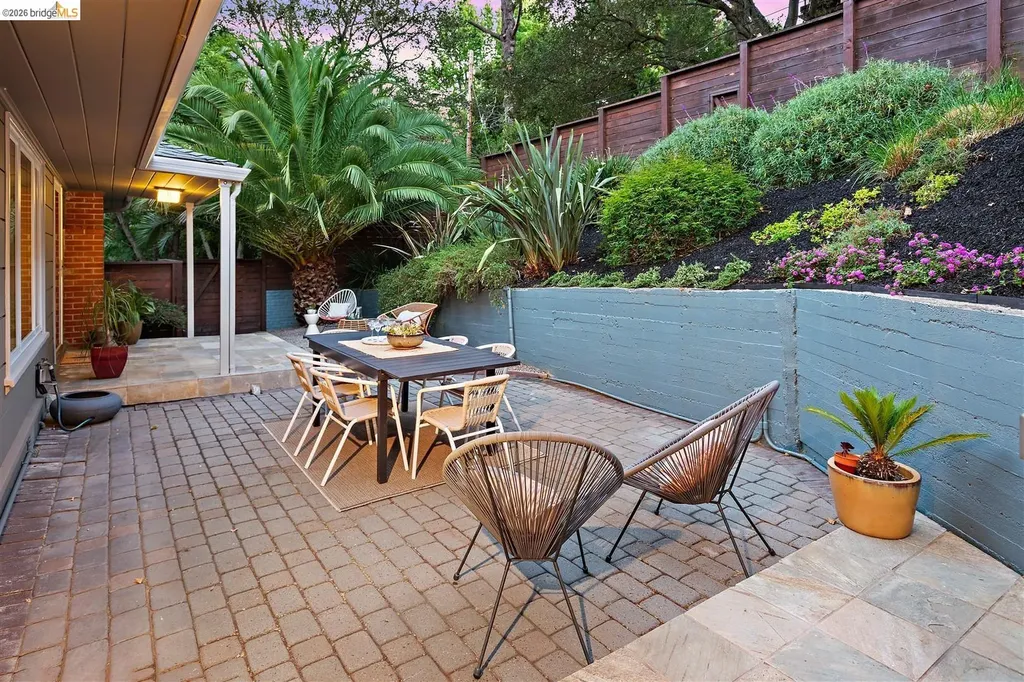 3321 Jordan Road Oakland CA 94602