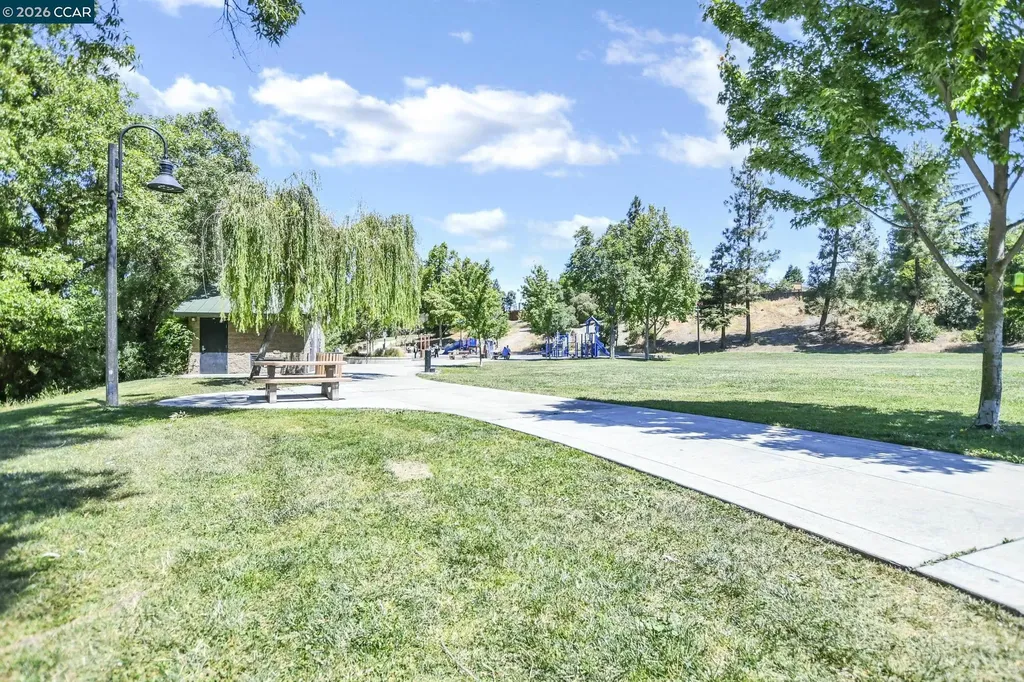 1154 Breckenridge Court Martinez CA 94553