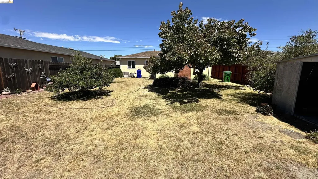 15357 Edgemoor Street San Leandro CA 94579