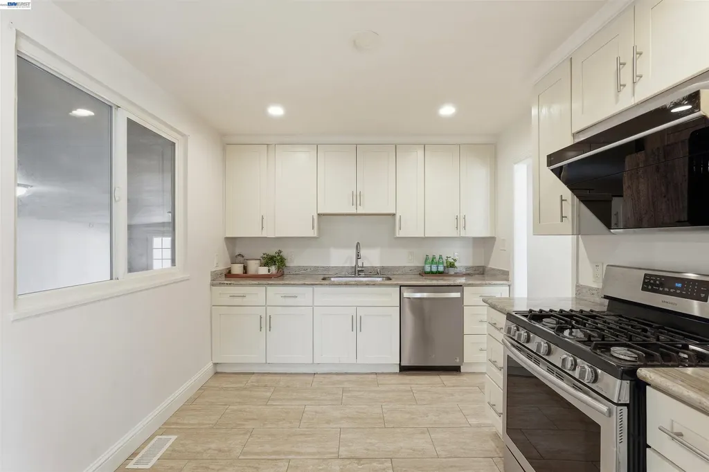 14895 Washington Avenue San Leandro CA 94578