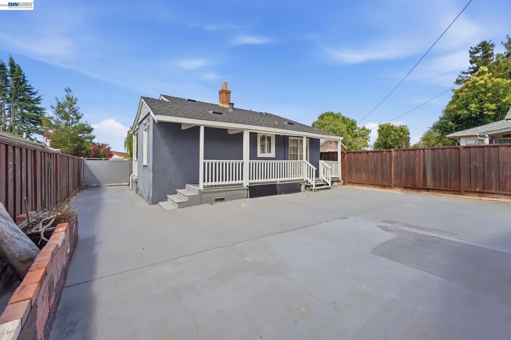 1686 Grand Avenue San Leandro CA 94577