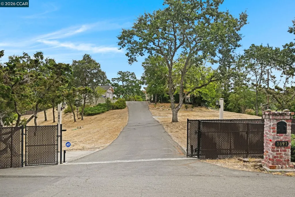 1891 Meadow Lane Walnut Creek CA 94595