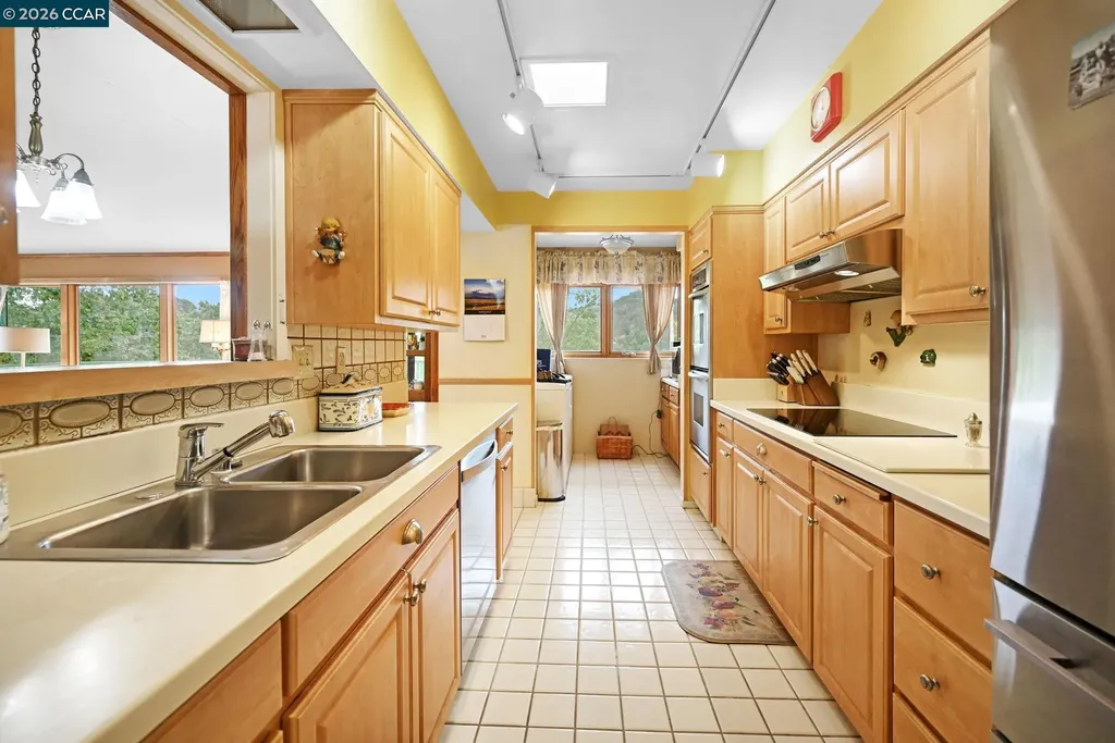 1891 Meadow Lane Walnut Creek CA 94595