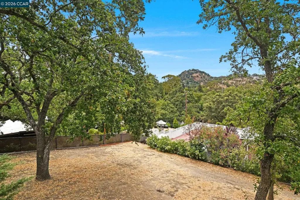 1891 Meadow Lane Walnut Creek CA 94595