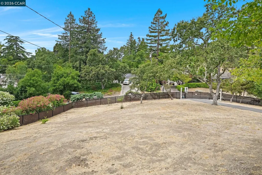 1891 Meadow Lane Walnut Creek CA 94595