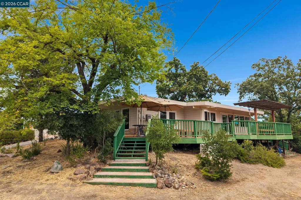 1891 Meadow Lane Walnut Creek CA 94595