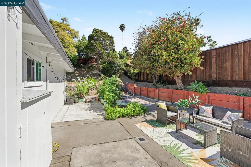 1927 Miner Avenue San Pablo CA 94806