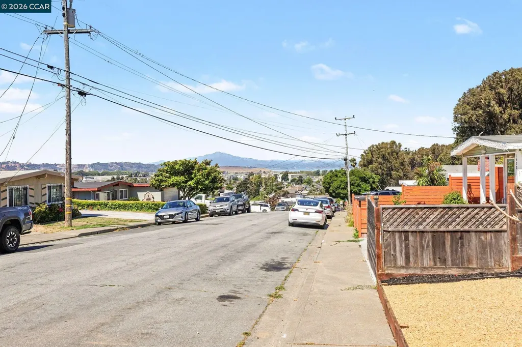 1927 Miner Avenue San Pablo CA 94806
