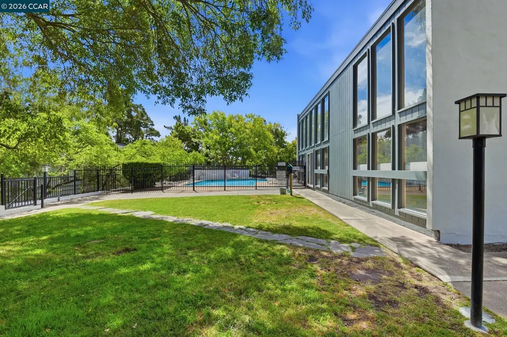 2087 Ascot Drive Moraga CA 94556