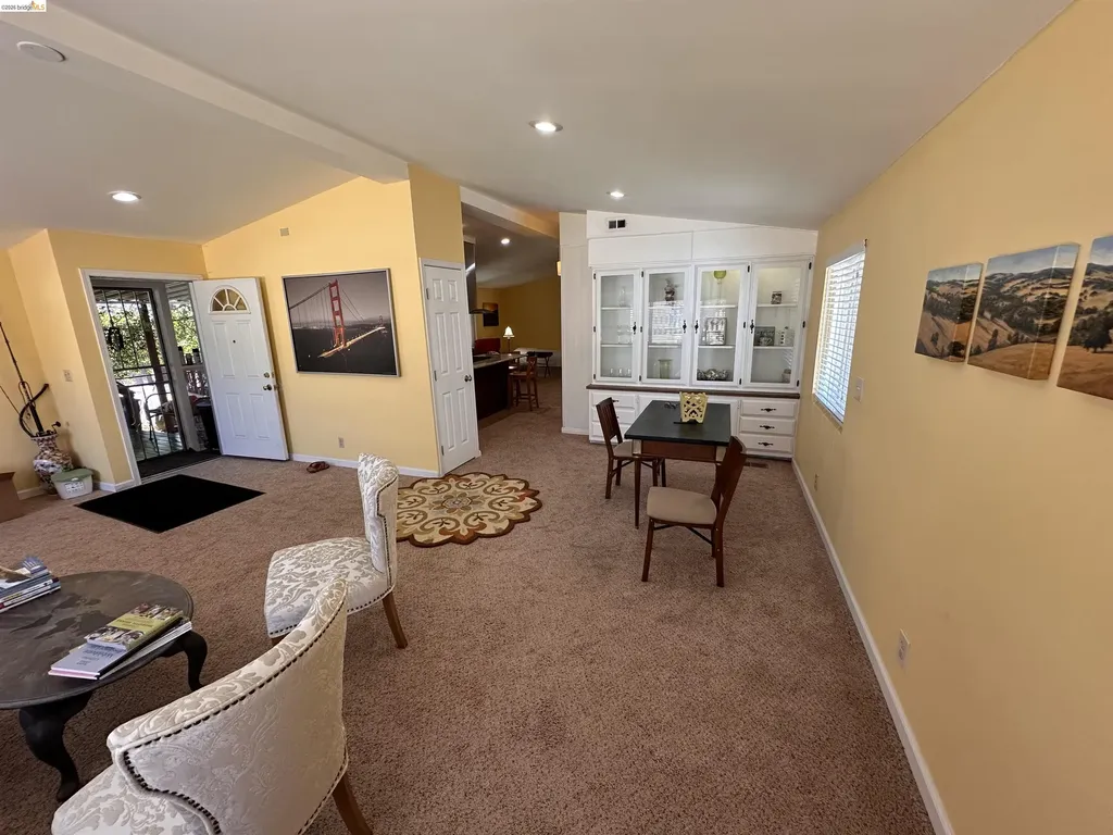 132 Phyllis Court Vallejo CA 94591